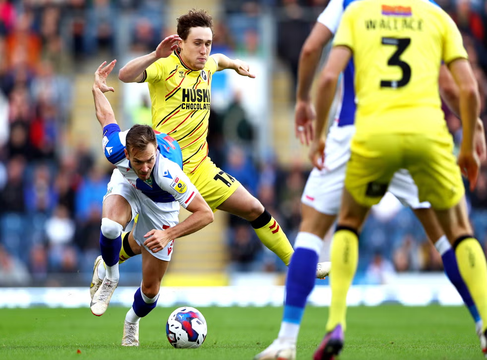 Championship Chronicles Leeds United Soar, Blackburn Rovers