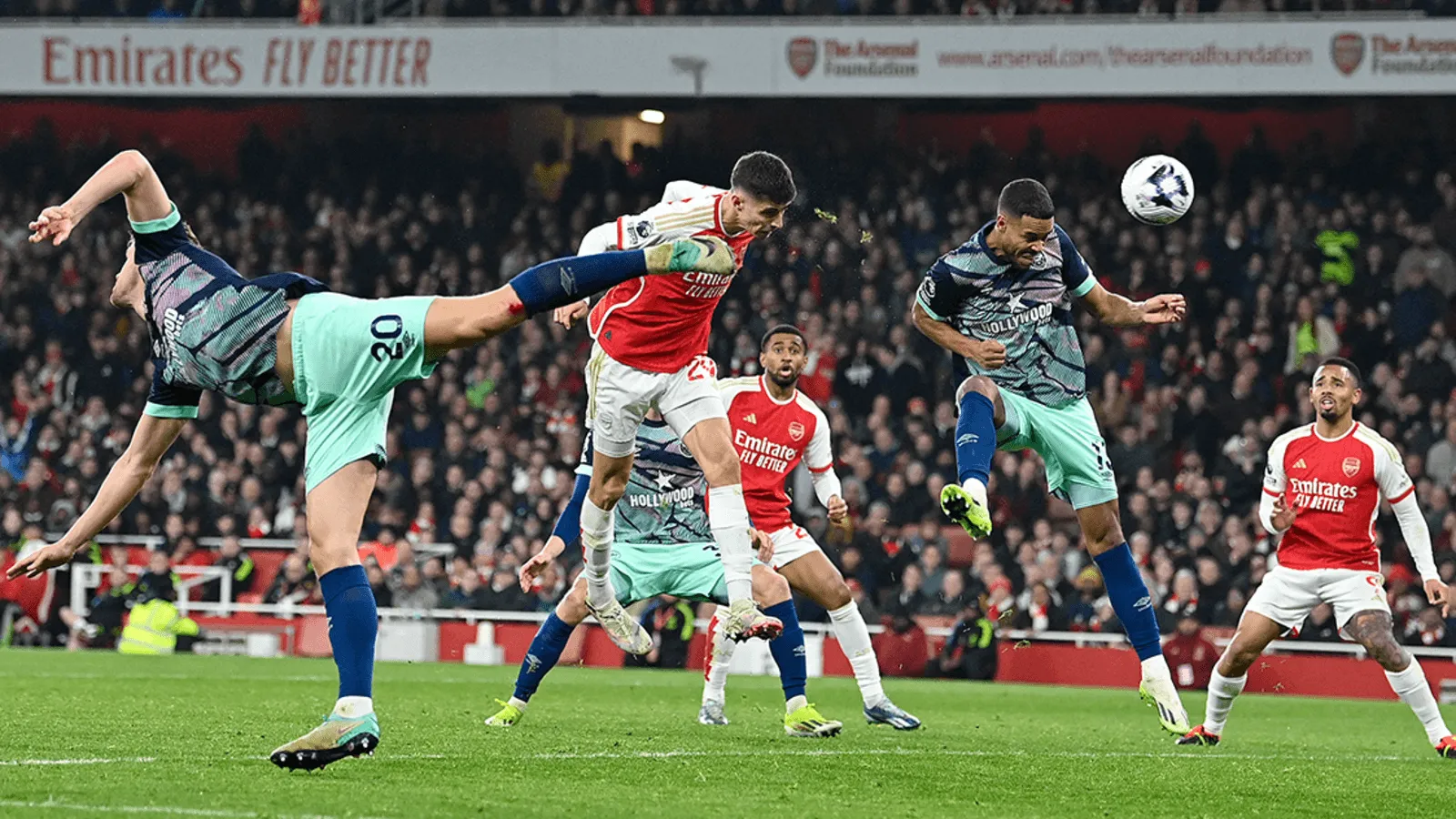 Brentford vs Arsenal A Thrilling Clash in North London