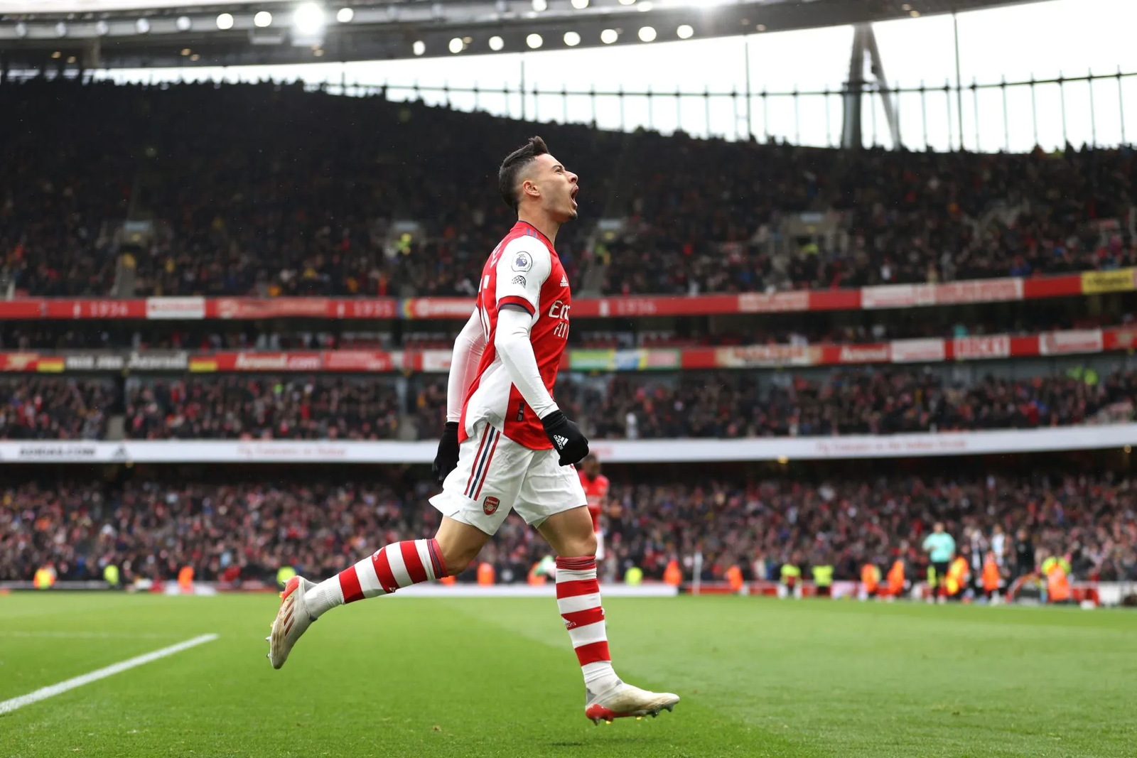 Arsenal vs Newcastle The Ultimate Football Showdown