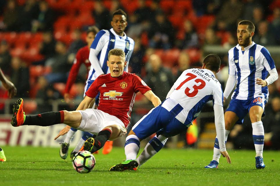 FC Porto vs Manchester United FC A Battle of Giants in European Football